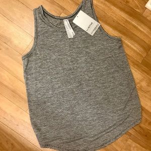 NWT - Lorna Jane Active Tank - Size XL